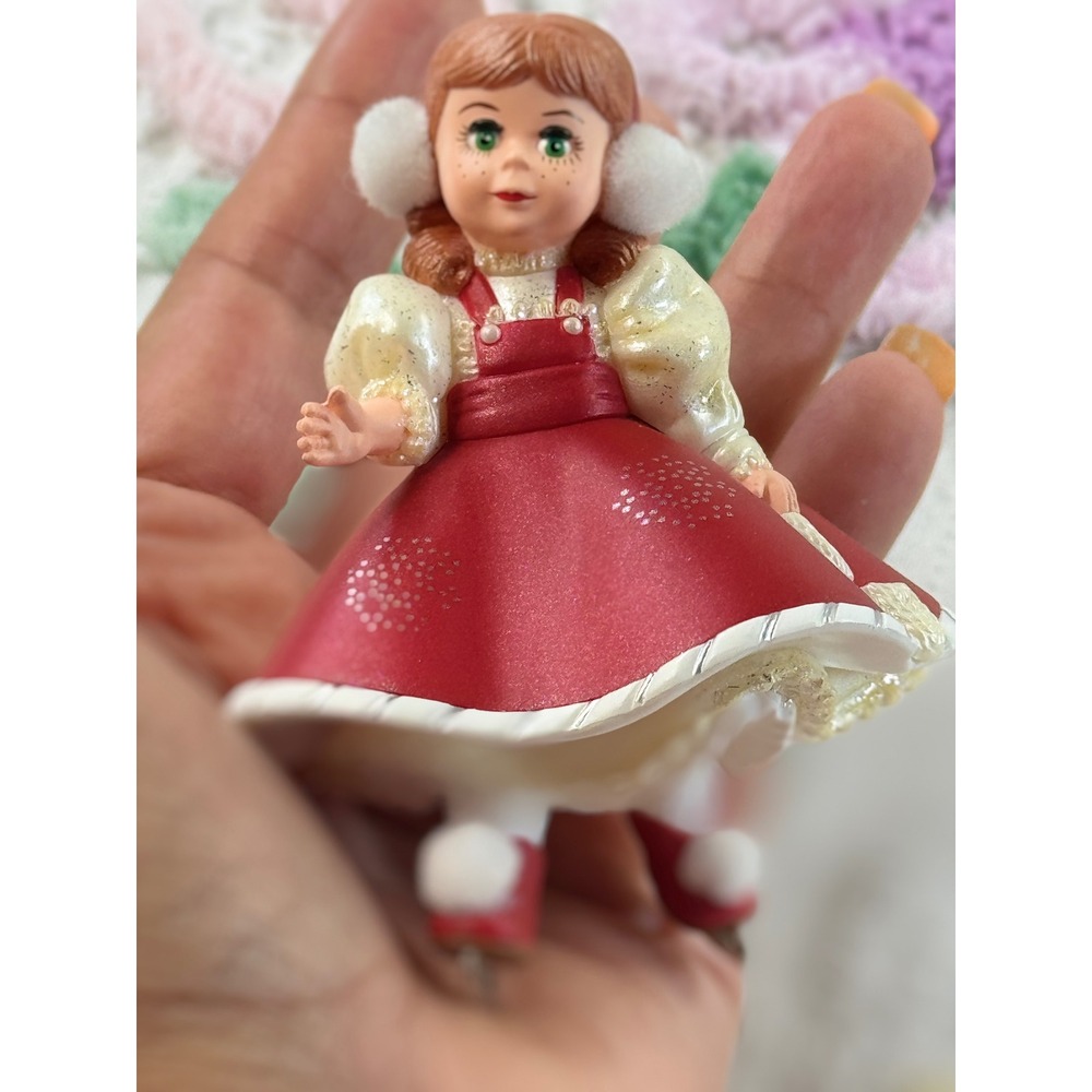 Madame Alexander Holiday Snowflake Skater Hallmark Keepsake Ornament 2003 QX8137